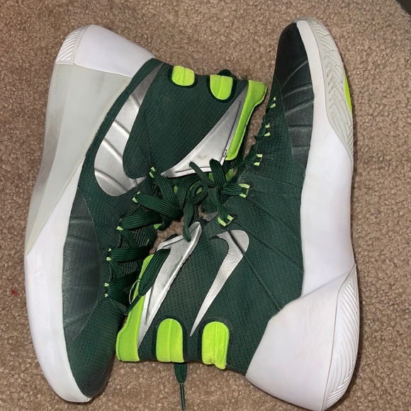 2014 green Nike hyperdunks - Picture 2 of 4